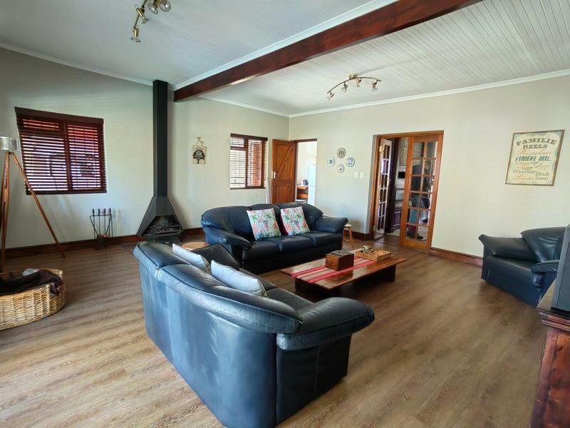 5 Bedroom Property for Sale in Prince Alfred Hamlet Western Cape